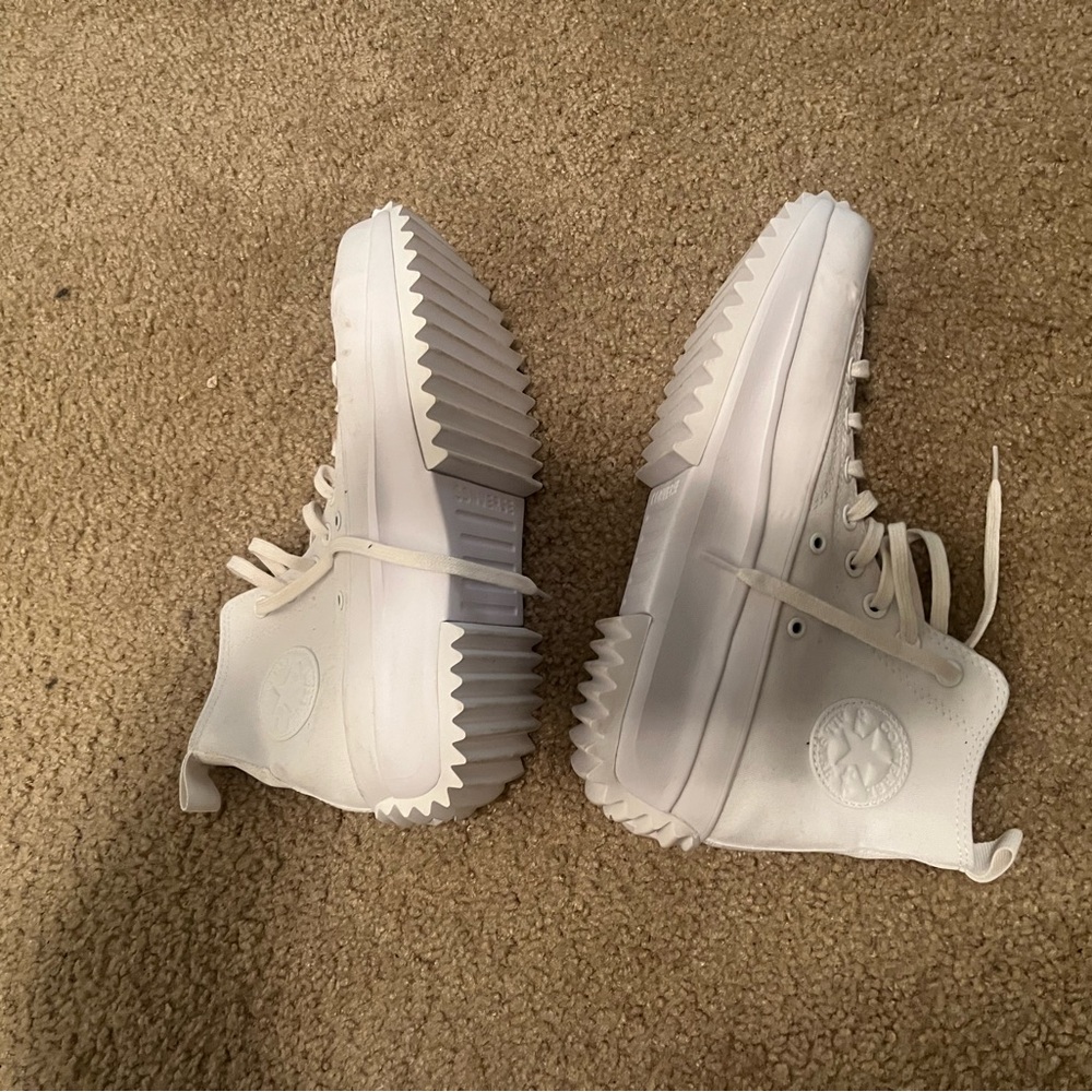 White converse shoes size 9.5